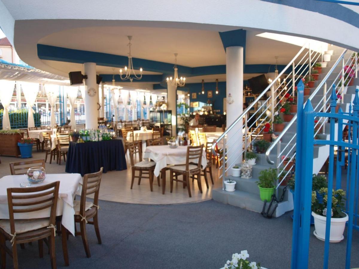 Семеен Хотел "Кораб Ренеса" Ravda Exterior photo